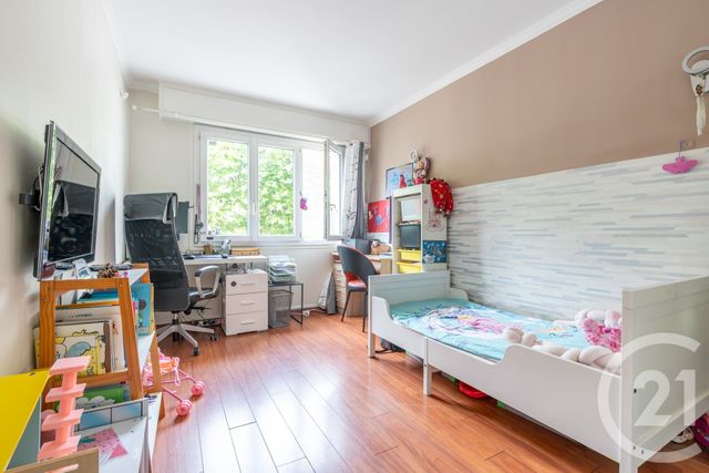 Appartement F4 à vendre - 4 pièces - 80.0 m2 - ST MAUR DES FOSSES - 94 - ILE-DE-FRANCE - Century 21 Les Clés Du Parc
