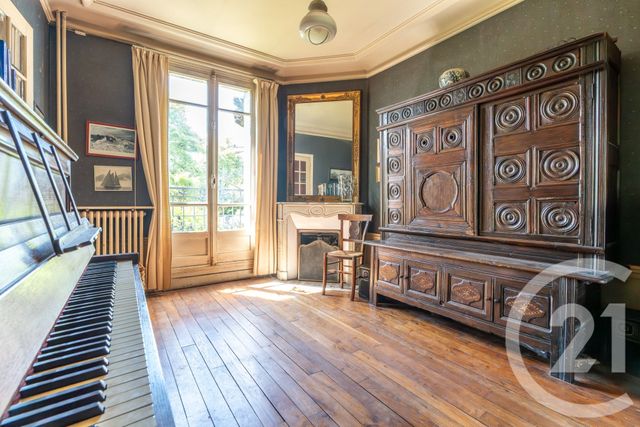 maison à vendre - 7 pièces - 156.42 m2 - ST MAUR DES FOSSES - 94 - ILE-DE-FRANCE - Century 21 Les Clés Du Parc