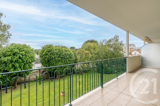 Appartement F4 à vendre - 5 pièces - 108.2 m2 - LA VARENNE ST HILAIRE - 94 - ILE-DE-FRANCE - Century 21 Les Clés Du Parc