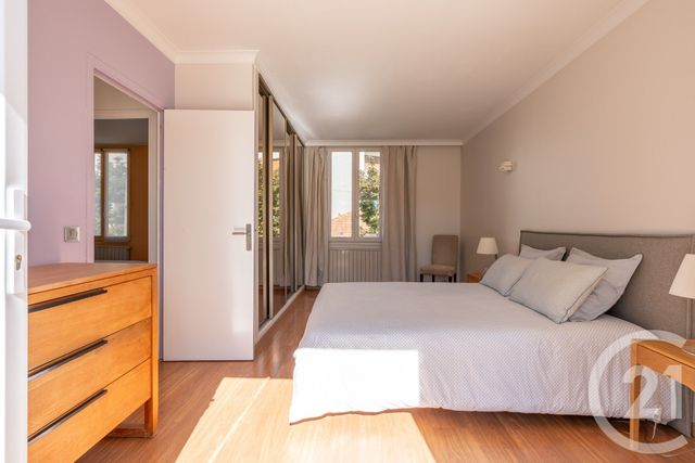 maison à vendre - 6 pièces - 147.97 m2 - ST MAUR DES FOSSES - 94 - ILE-DE-FRANCE - Century 21 Les Clés Du Parc
