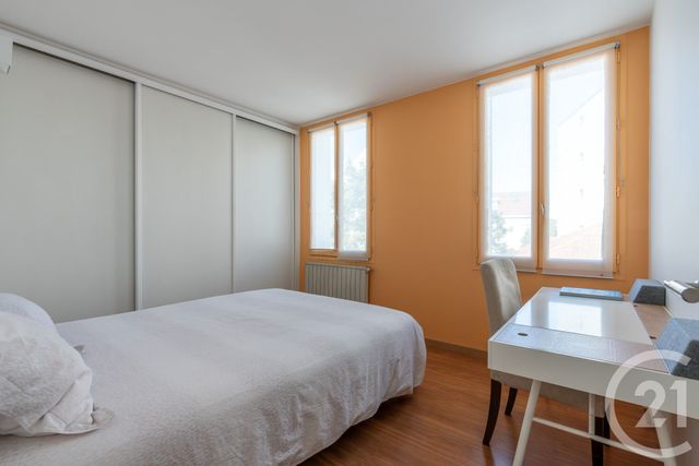 maison à vendre - 6 pièces - 147.97 m2 - ST MAUR DES FOSSES - 94 - ILE-DE-FRANCE - Century 21 Les Clés Du Parc