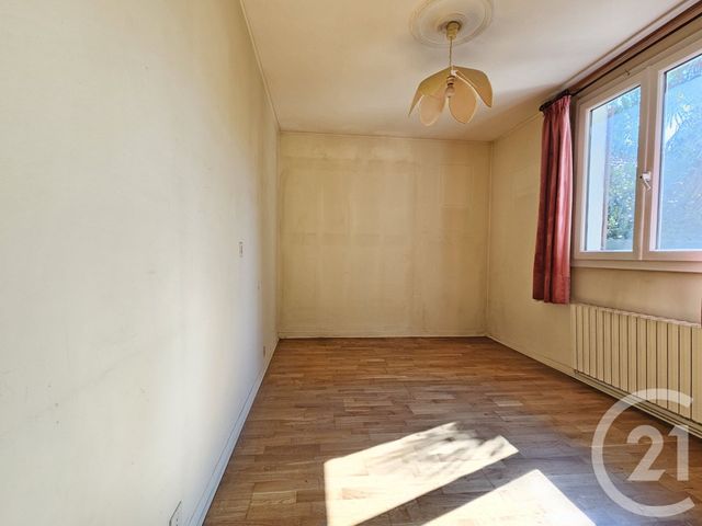 Appartement F3 à vendre - 3 pièces - 52.55 m2 - ST MAUR DES FOSSES - 94 - ILE-DE-FRANCE - Century 21 Les Clés Du Parc