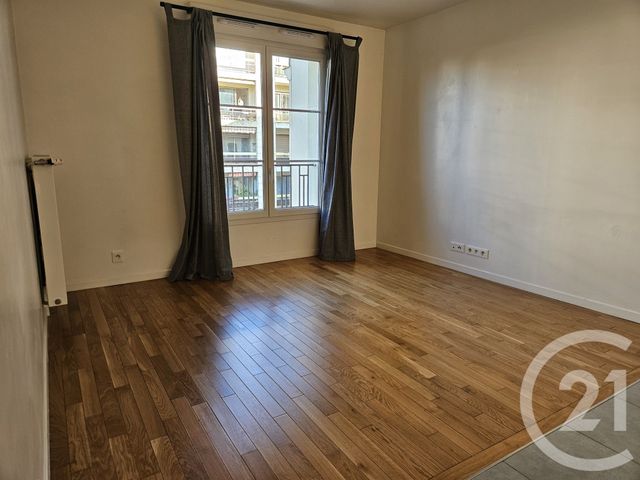 Appartement F1 à vendre - 1 pièce - 27.27 m2 - LE PERREUX SUR MARNE - 94 - ILE-DE-FRANCE - Century 21 Les Clés Du Parc