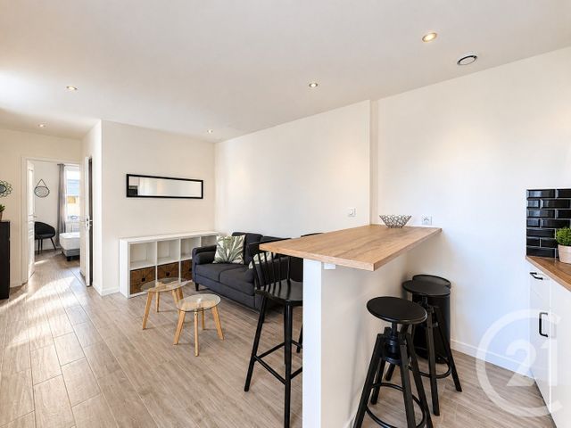 Appartement F2 à vendre - 2 pièces - 29.74 m2 - ST MAUR DES FOSSES - 94 - ILE-DE-FRANCE - Century 21 Les Clés Du Parc