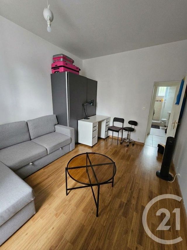 Appartement F1 à vendre ST MAUR DES FOSSES