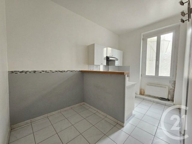 Appartement F1 à vendre - 1 pièce - 26.81 m2 - ST MAUR DES FOSSES - 94 - ILE-DE-FRANCE - Century 21 Les Clés Du Parc