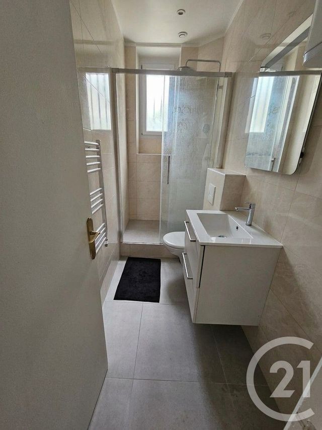 Appartement F1 à vendre - 1 pièce - 26.81 m2 - ST MAUR DES FOSSES - 94 - ILE-DE-FRANCE - Century 21 Les Clés Du Parc