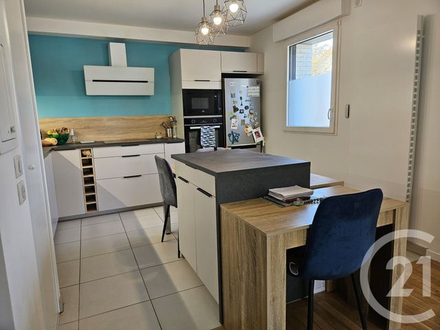 Appartement F4 à vendre - 4 pièces - 77.64 m2 - LA VARENNE ST HILAIRE - 94 - ILE-DE-FRANCE - Century 21 Les Clés Du Parc