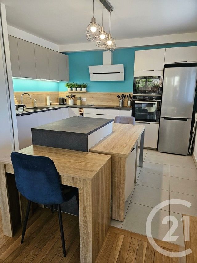 Appartement F4 à vendre - 4 pièces - 77.64 m2 - LA VARENNE ST HILAIRE - 94 - ILE-DE-FRANCE - Century 21 Les Clés Du Parc