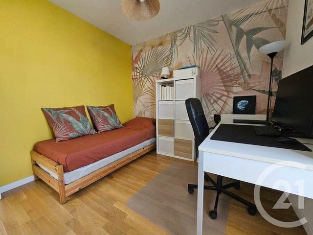 Appartement F4 à vendre - 4 pièces - 77.64 m2 - LA VARENNE ST HILAIRE - 94 - ILE-DE-FRANCE - Century 21 Les Clés Du Parc