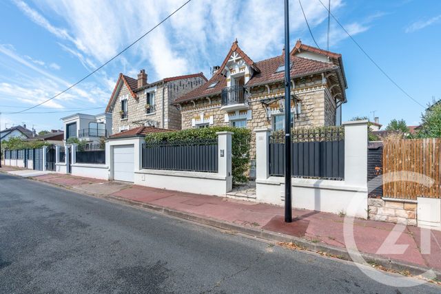 maison à vendre - 6 pièces - 138.74 m2 - ST MAUR DES FOSSES - 94 - ILE-DE-FRANCE - Century 21 Les Clés Du Parc